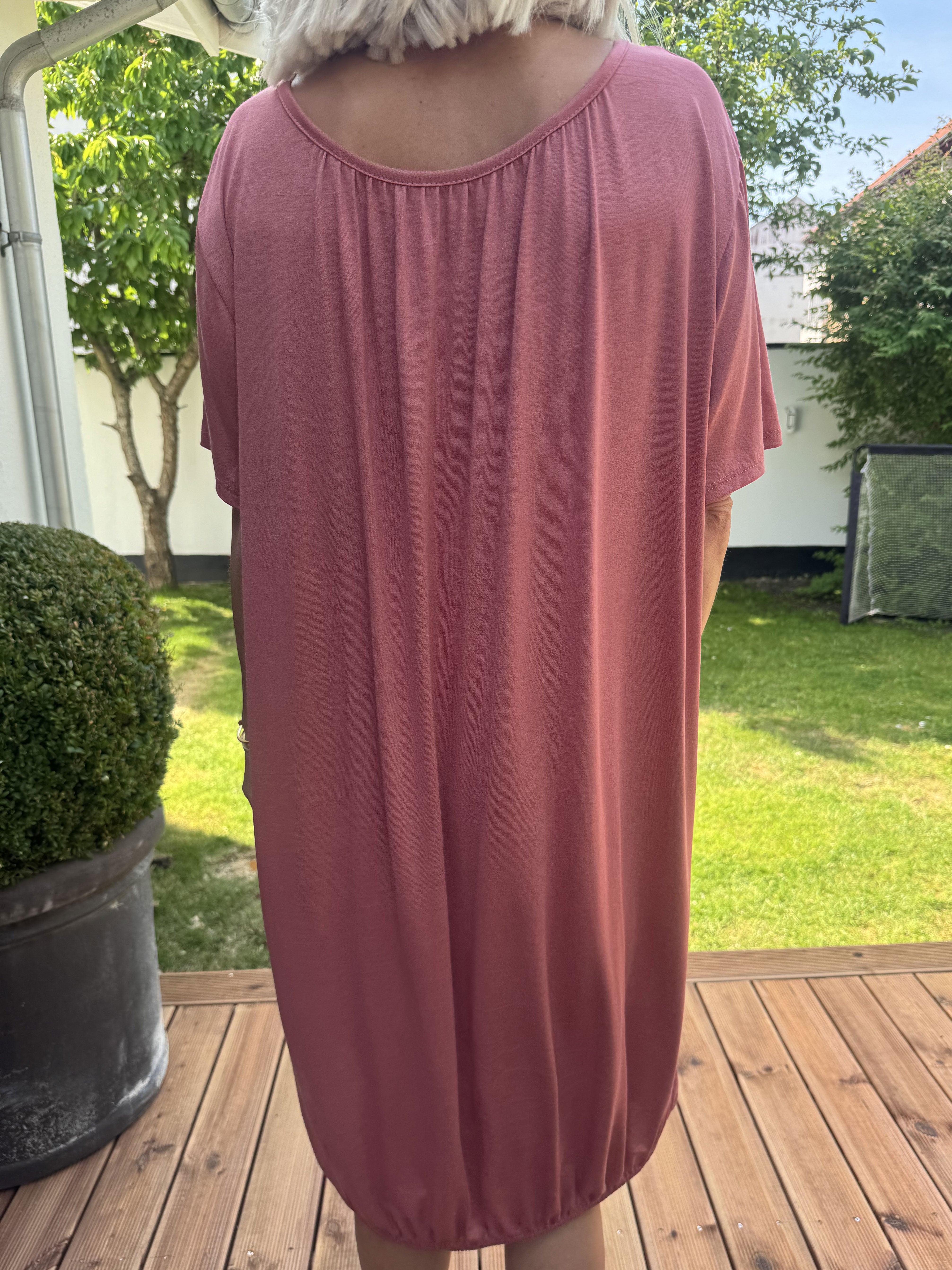 Miracle Dress - Basis kjole i viskose med elastik forneden